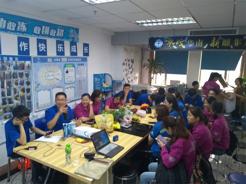 中國(guó)達(dá)能飲料2018年電動(dòng)車防御性駕駛培訓(xùn)順利開展 中國(guó)達(dá)能飲料2018年電動(dòng)車防御性駕駛培訓(xùn)順利開展