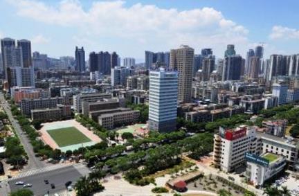 搞好國(guó)營(yíng)大中型企業(yè)的兩個(gè)問(wèn)題淺述