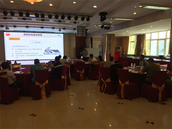 賽為安全受邀赴中石油長慶油田開展作業(yè)管理人員安全專項(xiàng)培訓(xùn) 賽為安全受邀赴中石油長慶油田開展作業(yè)管理人員安全專項(xiàng)培訓(xùn)