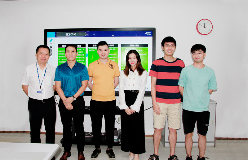 賽為8月員工生日會(huì)，奮斗不止，創(chuàng)新不止！